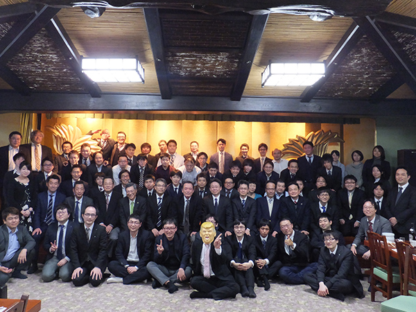 名古屋本社忘年会の様子1