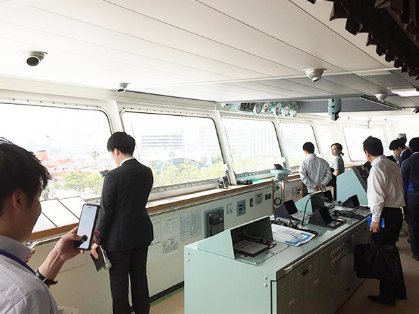 自動車運搬船「いずみ丸」の就航披露見学会に参加